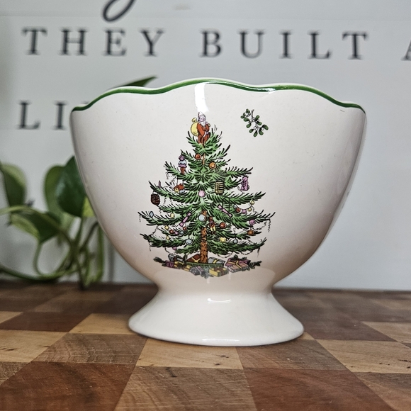 Spode Other - Spode Christmas holiday tree chalice-shaped footed sculpted bowl/compote/dish